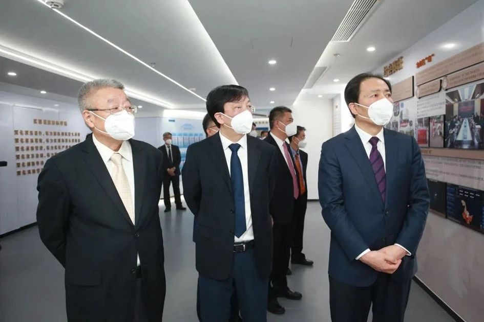 马刚应邀出席中国冶金地质总局成立70周年座谈会