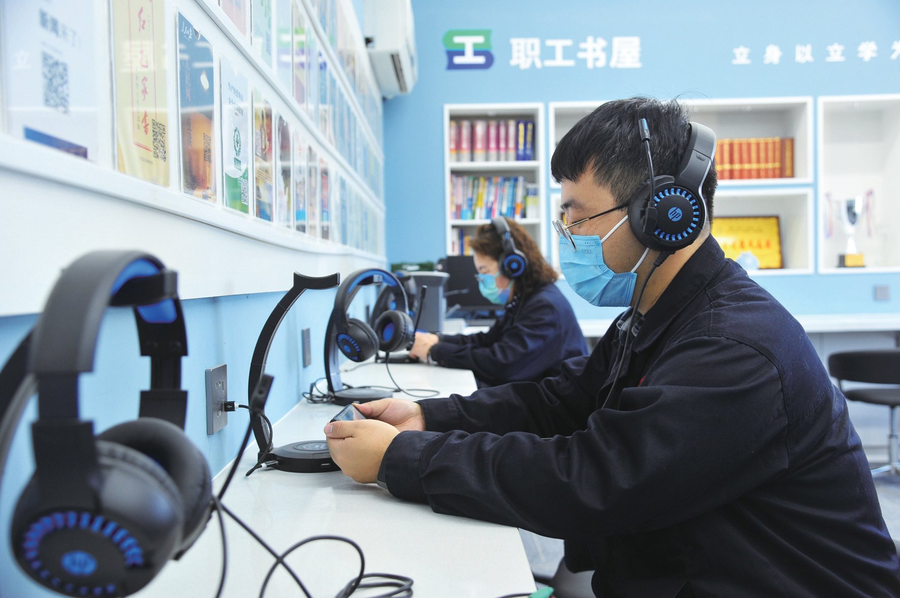智慧书屋 打造“悦读”空间