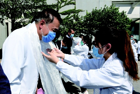 牢记谆谆教导 到人民最需要的地方去