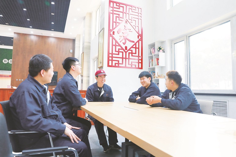 以人为本聚合力 —苏家屯机务段关心关爱职工、凝聚攻坚合力、促进企业发展纪实