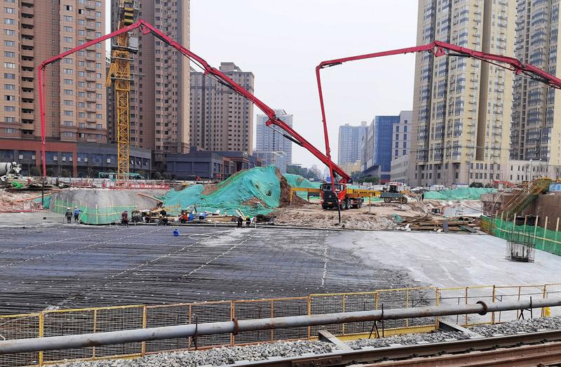 西北最大地下互通框构隧道市政部分主体完工