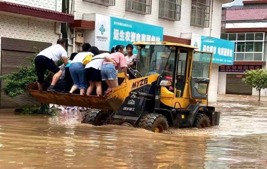 局属单位筑牢防台防汛安全防线