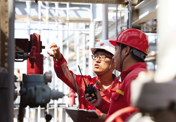 筑牢现场安全防线