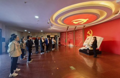 公司机关党委开展“铭记抗战历史赓续红色基因”主题党日活动
