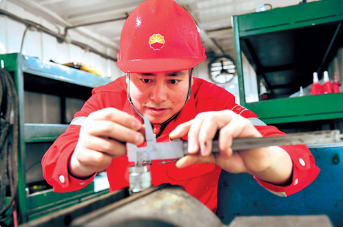 高含硫气田“守岁人”